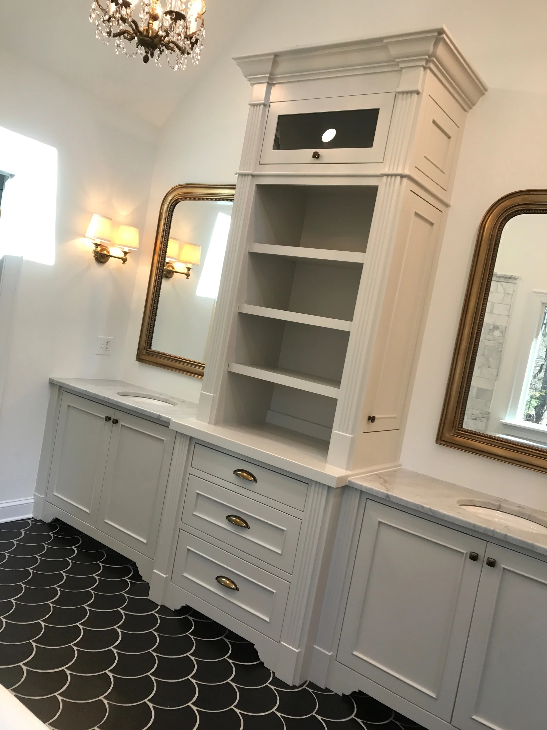 Bathroom on sale hutch vanity